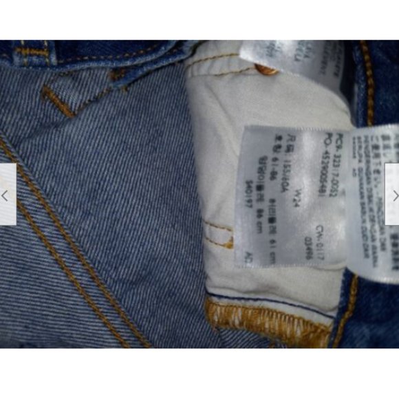 Levis 501 Denim Shorts Tag Size Waist 24 Button Fly Denim Inseam 2" 100% Cotton - Picture 7 of 8